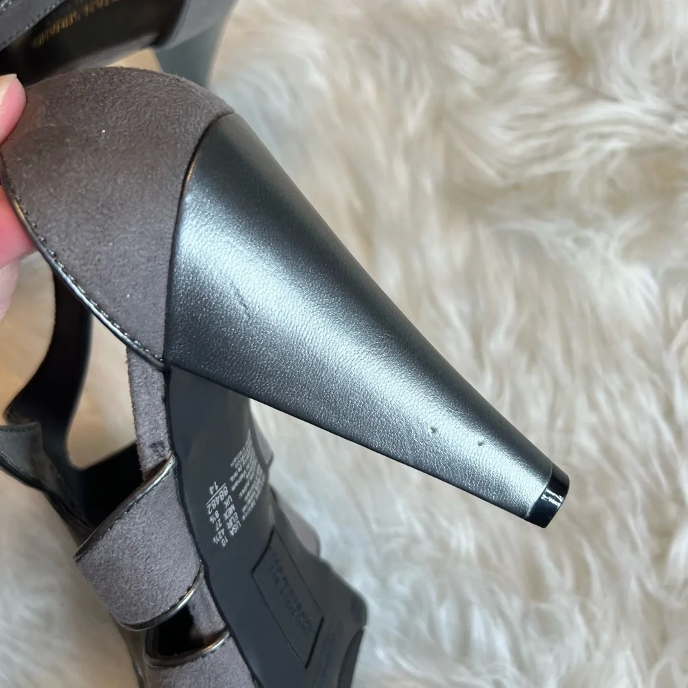 Christian Siriano for Payless High Heel Shoes 10 Open Toe Buckle faux suede gray